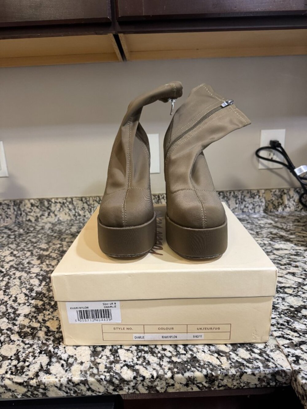 Platform Boots - Picture 5 of 5